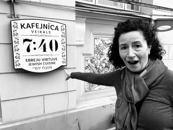 7:40 — Jewish cuisine