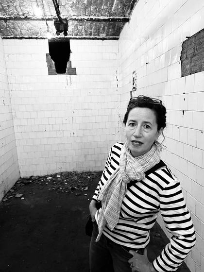 Dana in the tiled room