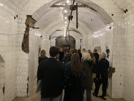 The white tunnel, full