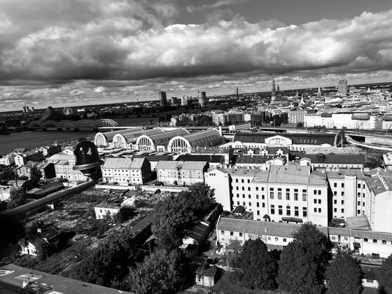 Market and river