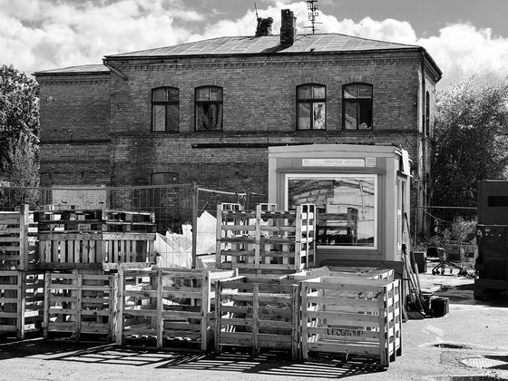 Market building